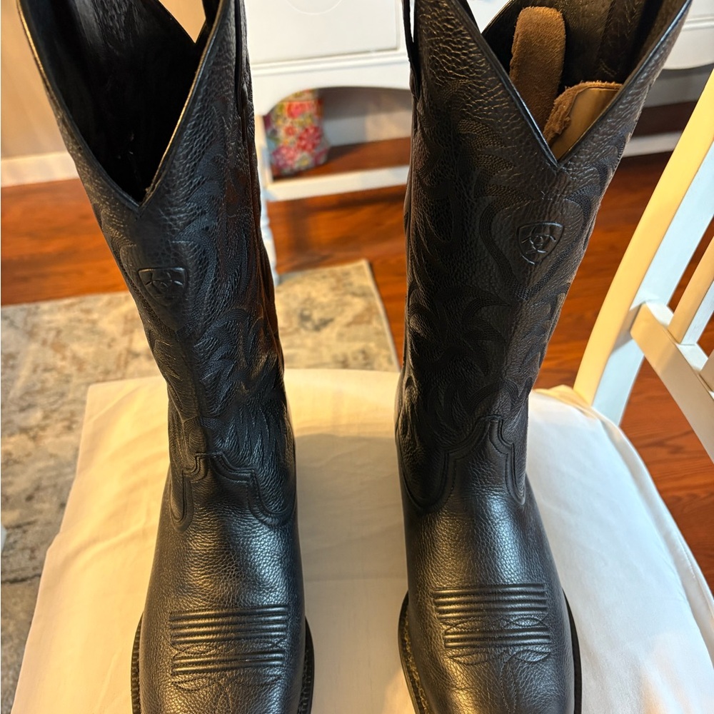 Ariat Heritage Western R Toe boots
